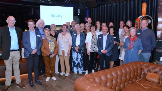 Rotary club Mol schenkt gul bedrag aan meerdere goede doelen