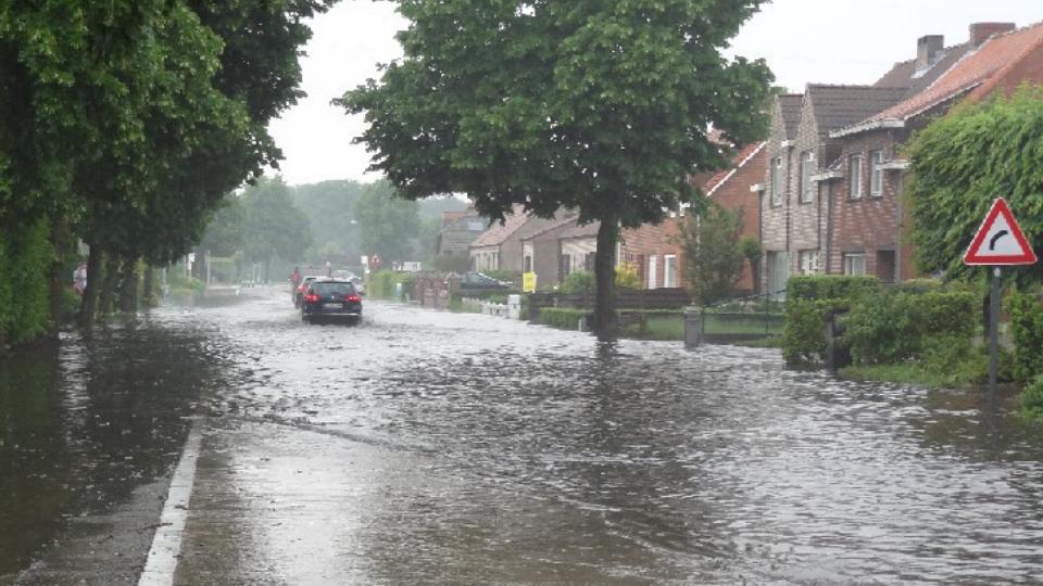 Millegem getroffen door onweer 01